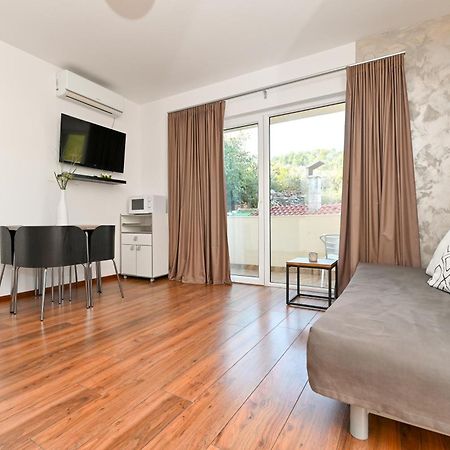 Apartments Bluesky โตรกีร์ ภายนอก รูปภาพ