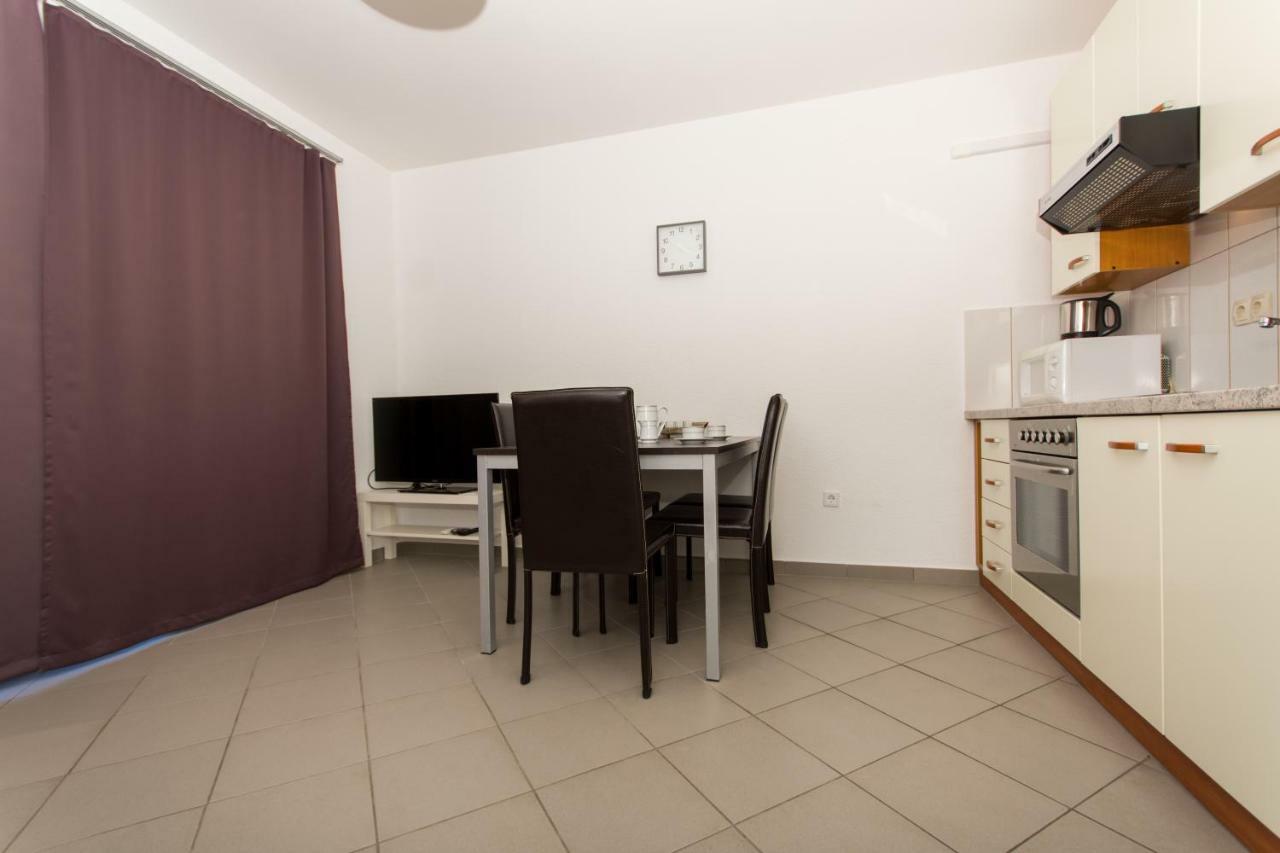 Apartments Bluesky โตรกีร์ ภายนอก รูปภาพ